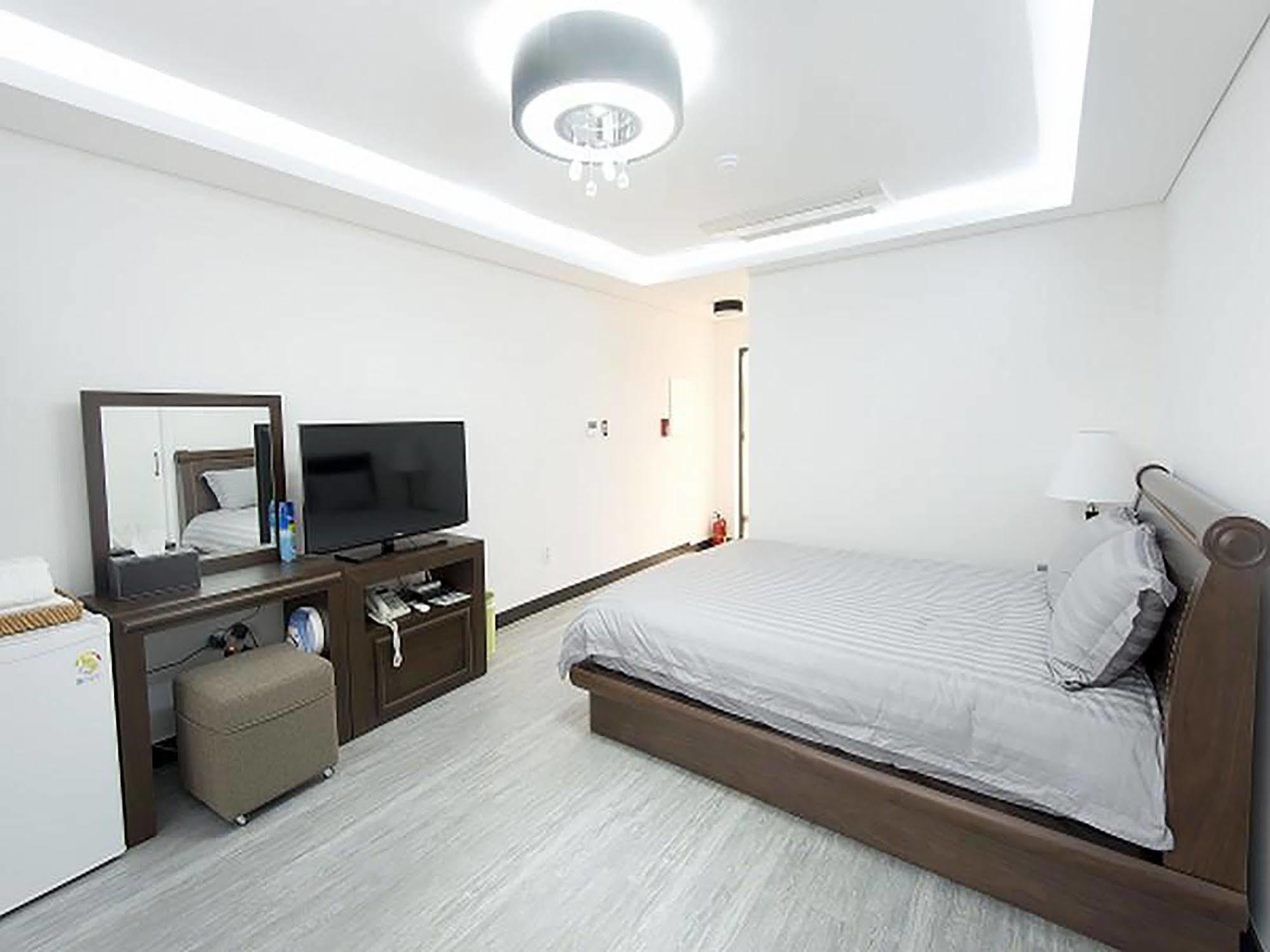 The Seri Resort Seogwipo Ngoại thất bức ảnh