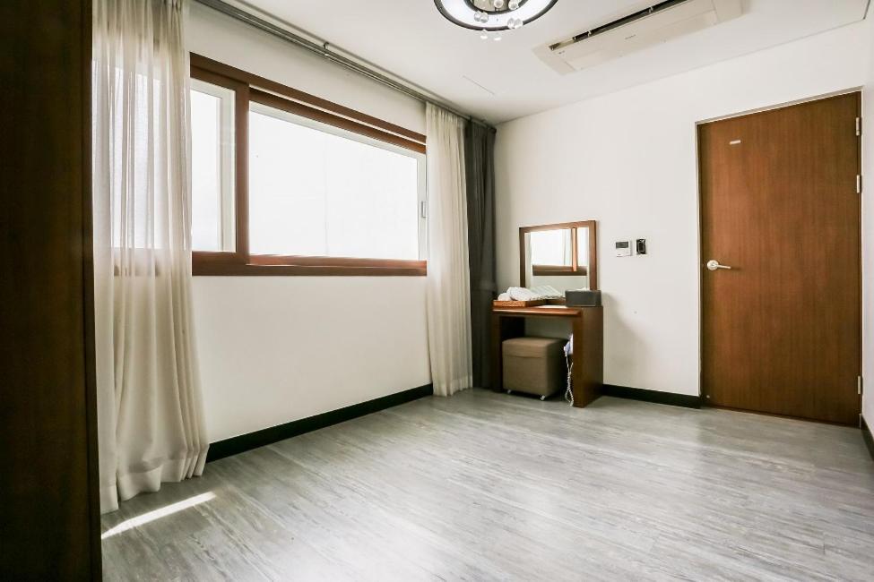 The Seri Resort Seogwipo Ngoại thất bức ảnh